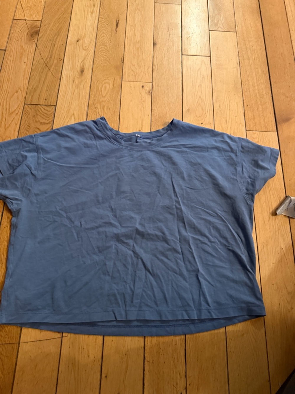 Lululemon Women's Relaxed Boxy cropped Tee in Dusty Blue